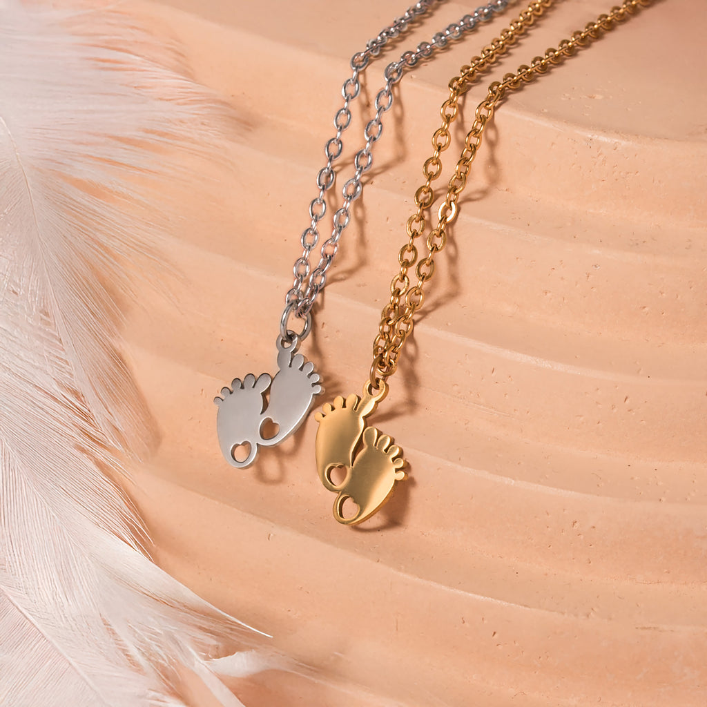 baby feet necklace
