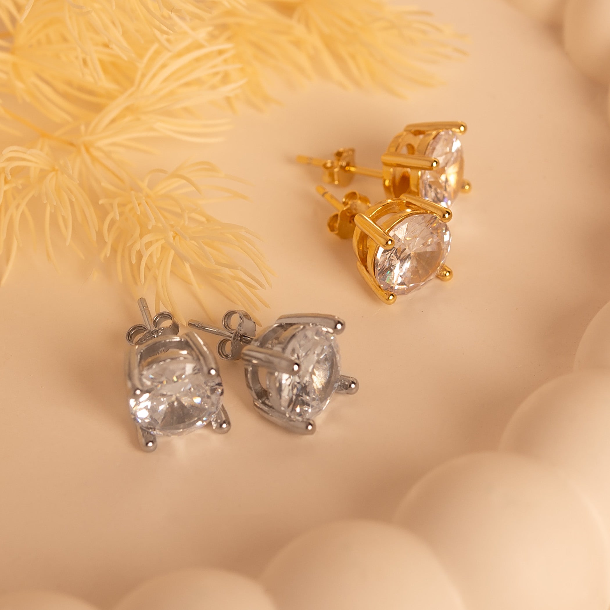 cz diamond stud earrings