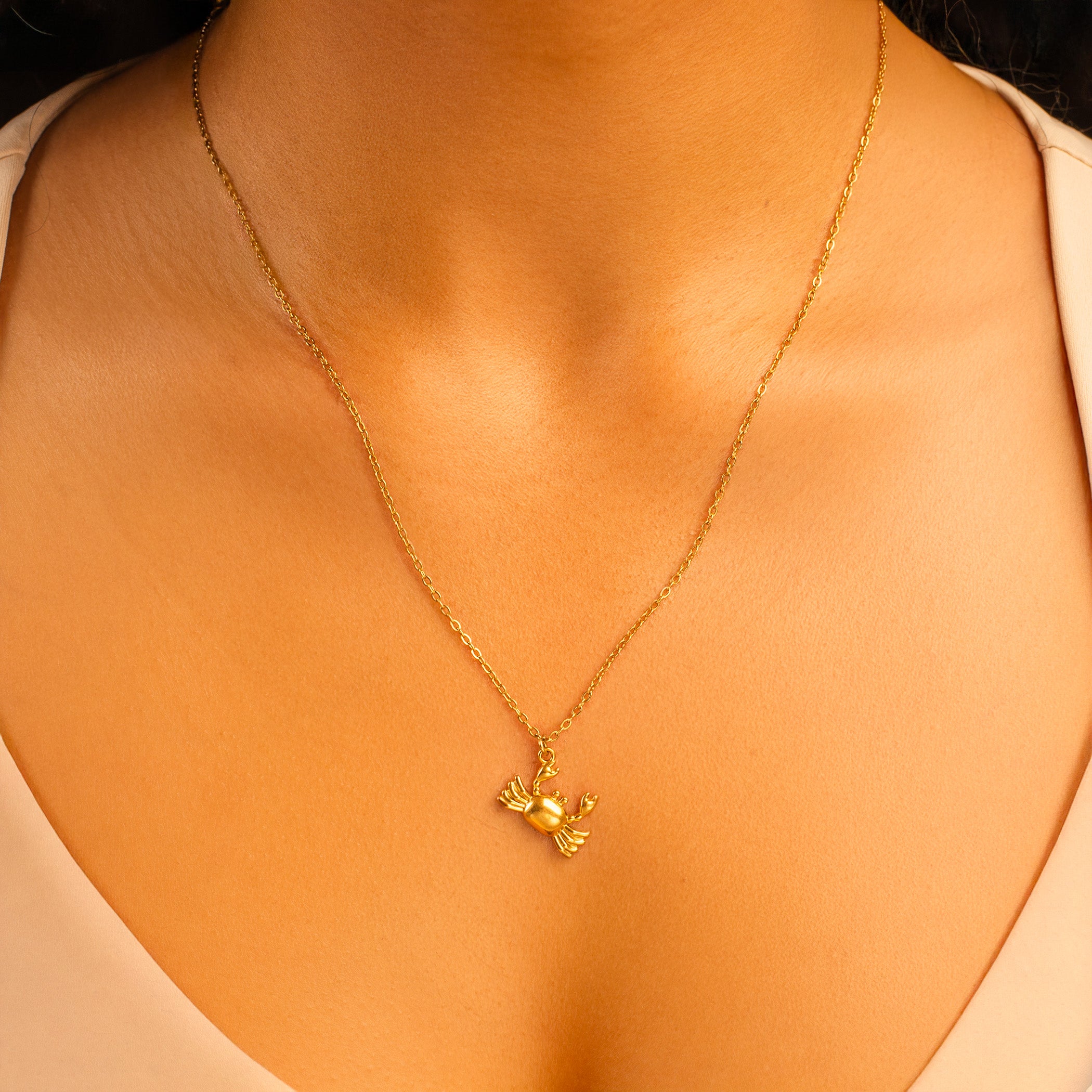 dainty crab necklace