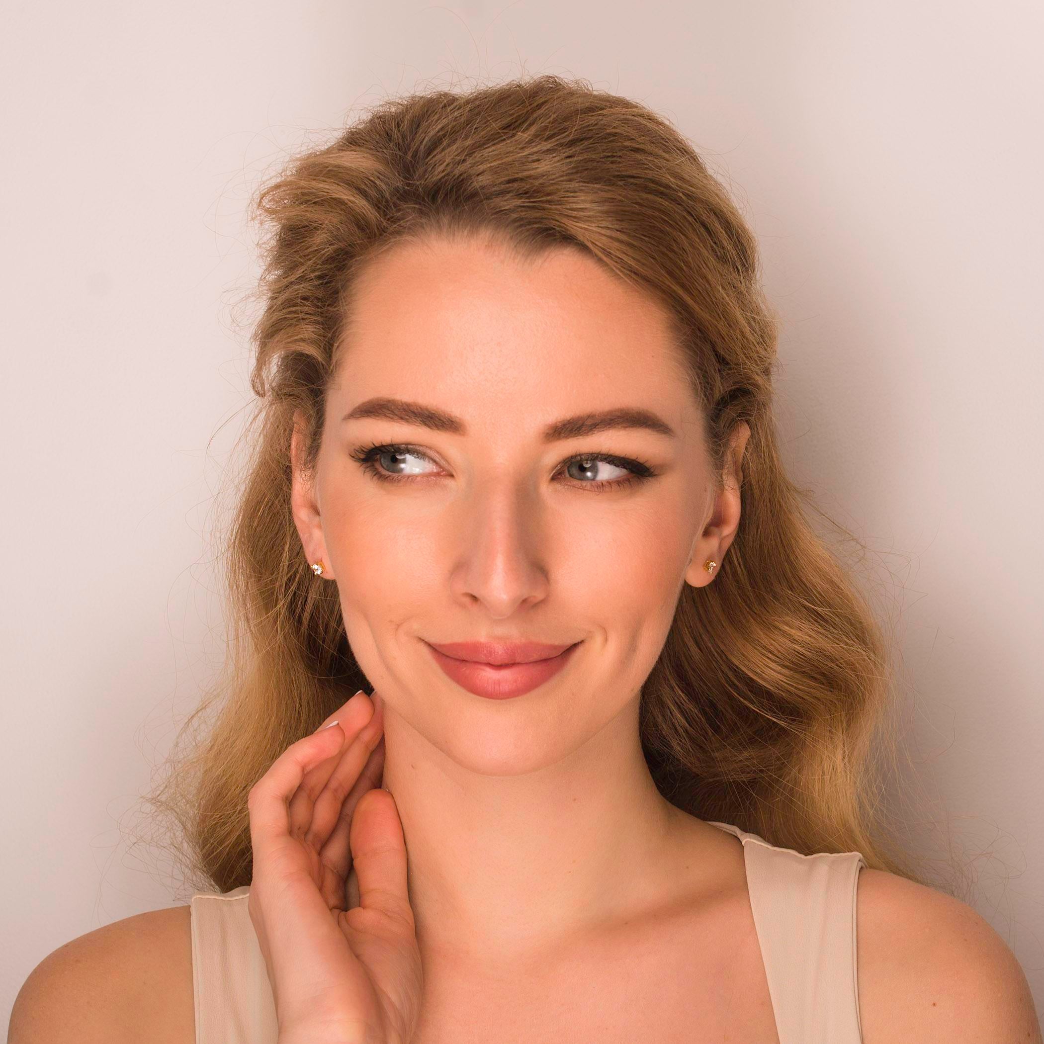 delicate-stud-earrings