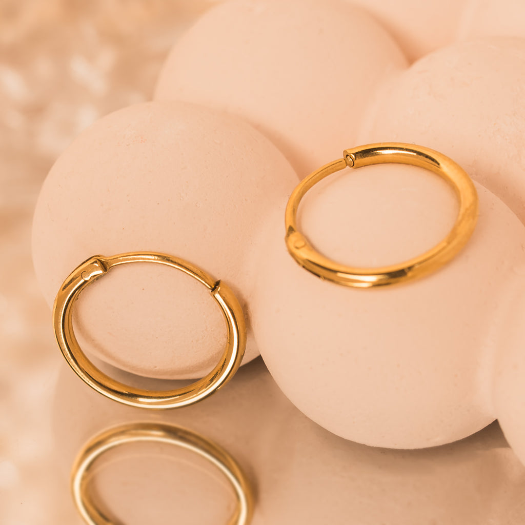 gold thin hoop earrings