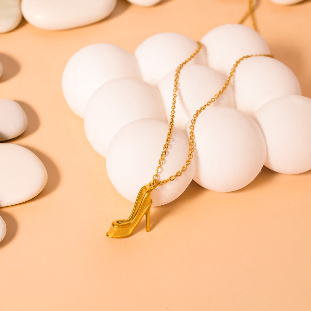high heel gold shoe necklace