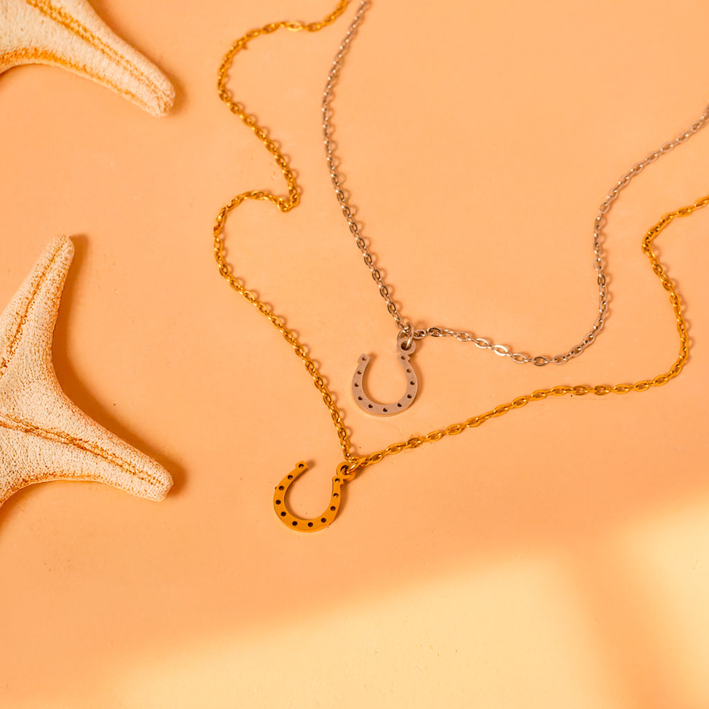 horseshoe necklace