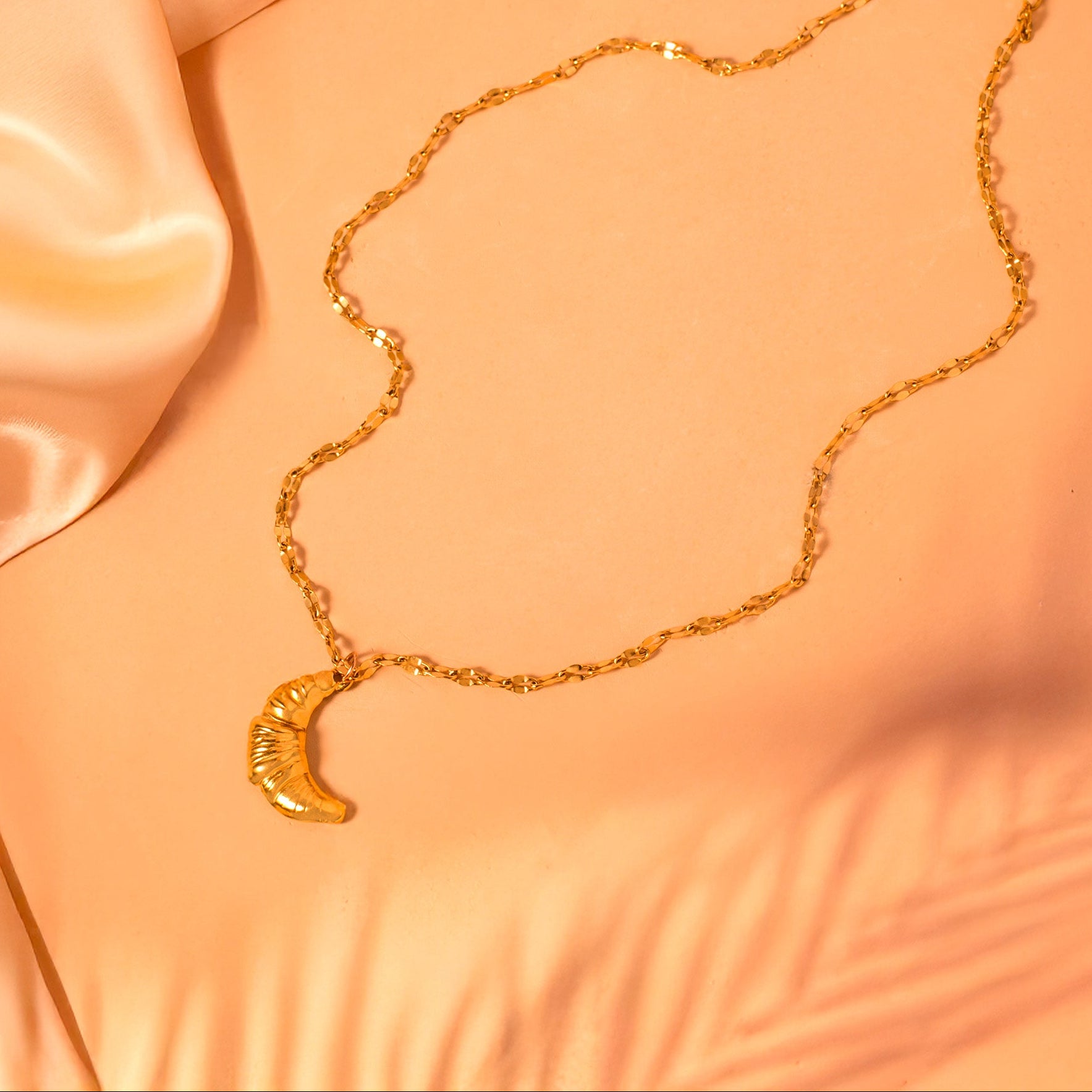 jewelry gift for baker