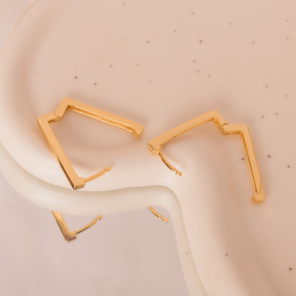 modern gold hoop earrings
