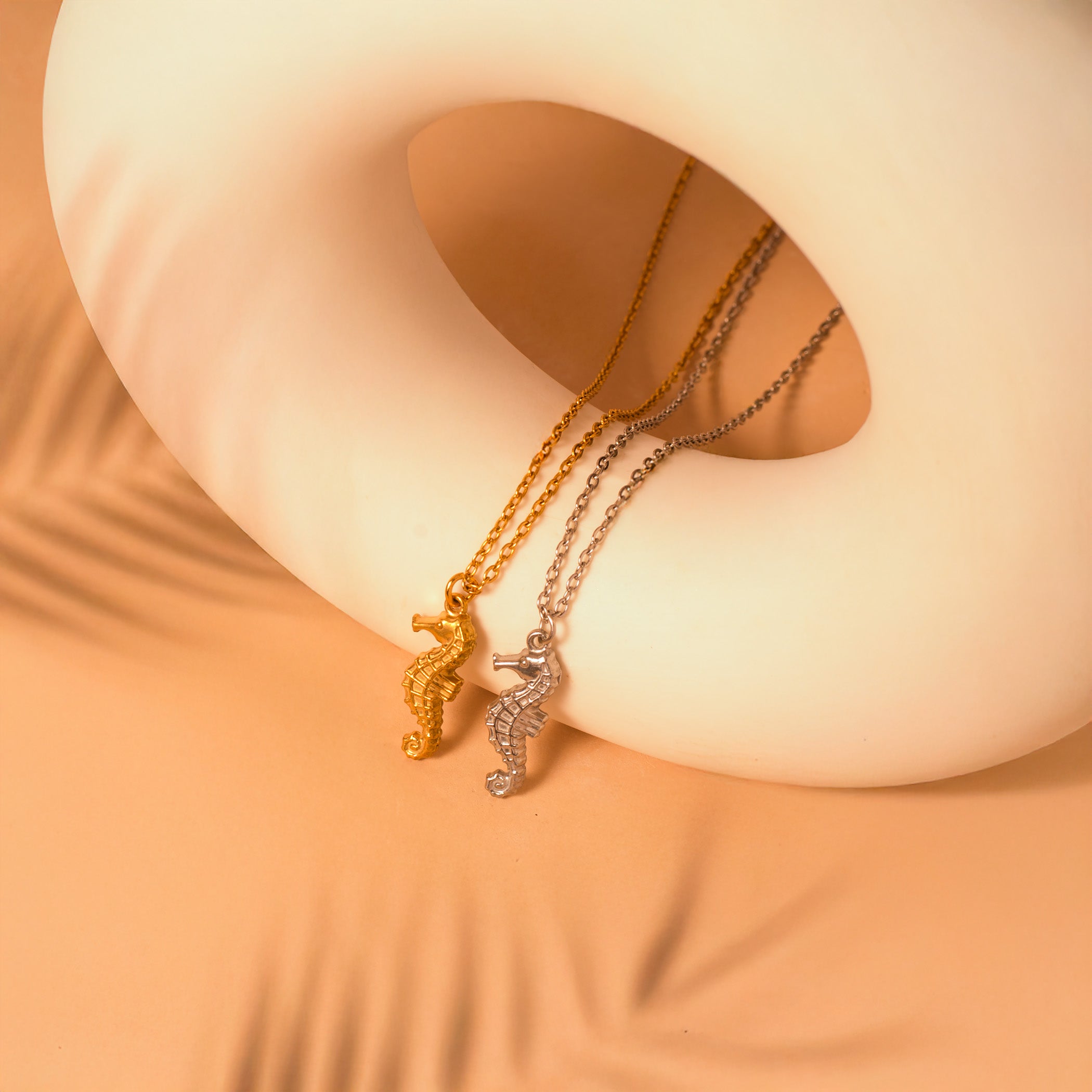seahorse necklace