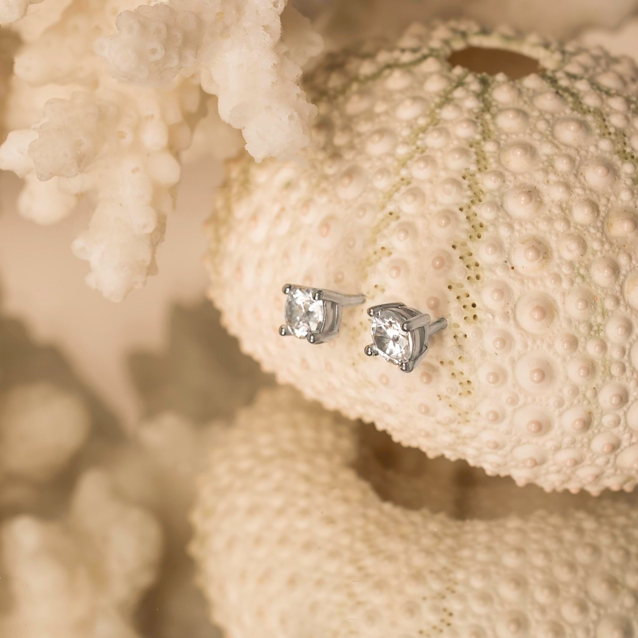silver-cz-stud-earrings